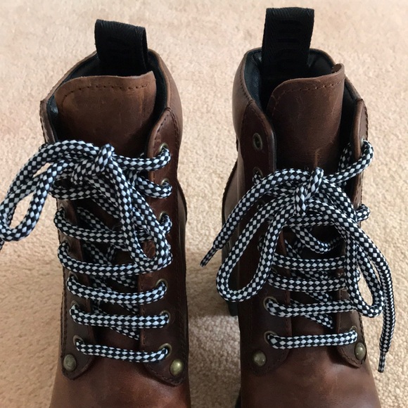 ⭐️HOST PICK⭐️ MIU MIU Leather Combat Boots - Picture 6 of 10